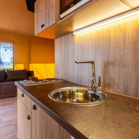 Adria Glamping Luxury Tents Poljana Luksustelt