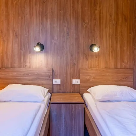 Adria Glamping Luxury Tents Poljana *