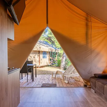 Adria Glamping Luxury Tents Poljana Luxuszelt *